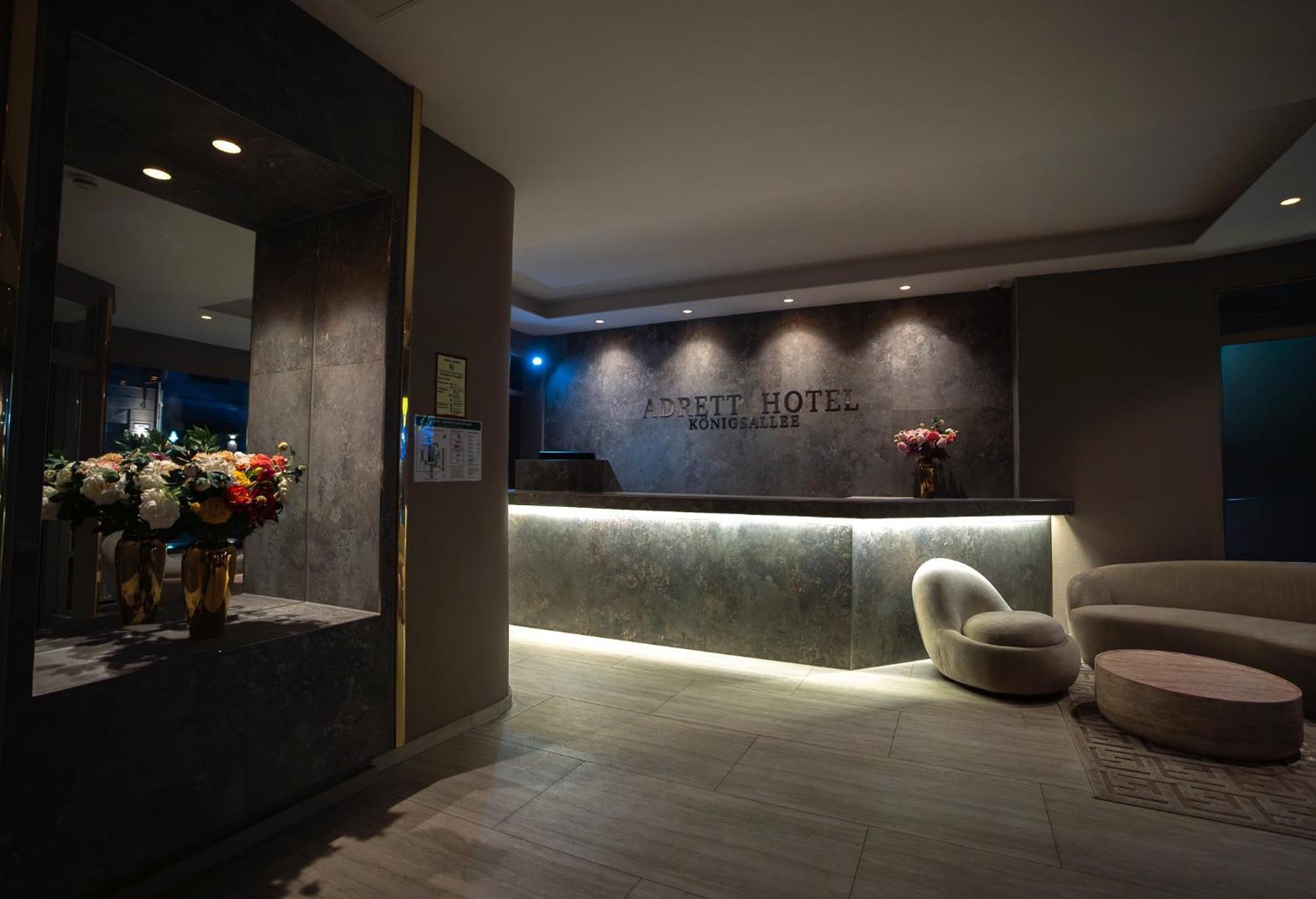 Adrett Hotel Koenigsallee — Foto’s 1